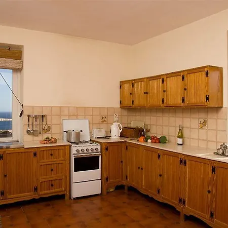Hilltop Village 2* Wardija