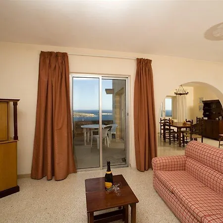 公寓式酒店 Hilltop Village 2*